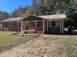 667 Mitchell Dr, Hollywood, AL 35752