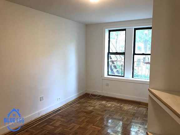 3rd image of 668 Hancock St #2B