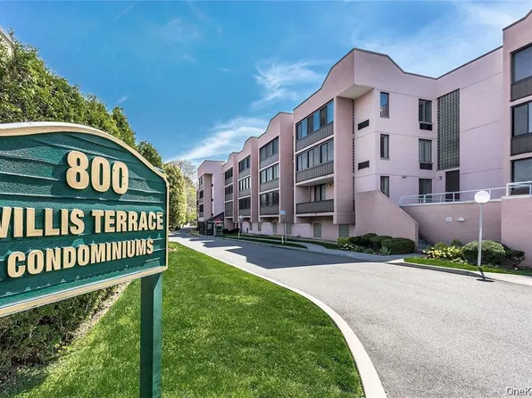 800 Willis Avenue #105, Albertson, NY 11507