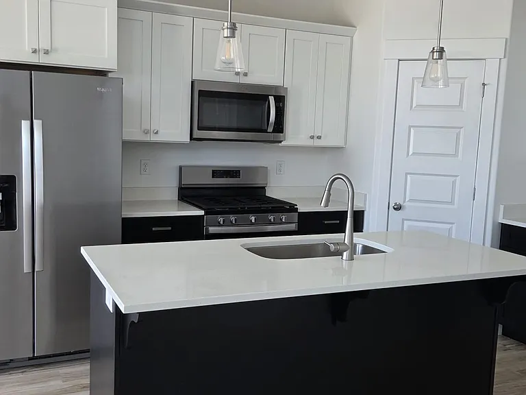 2676 N Blue Dawn Ln — Photo 3