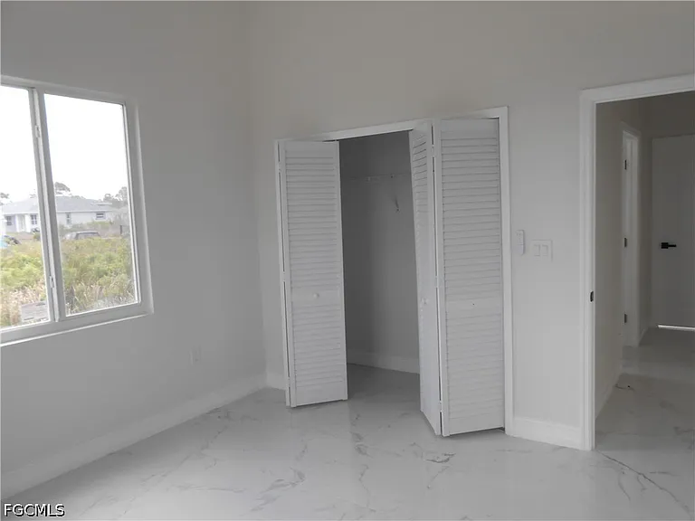 2809 55th St W — Photo 12