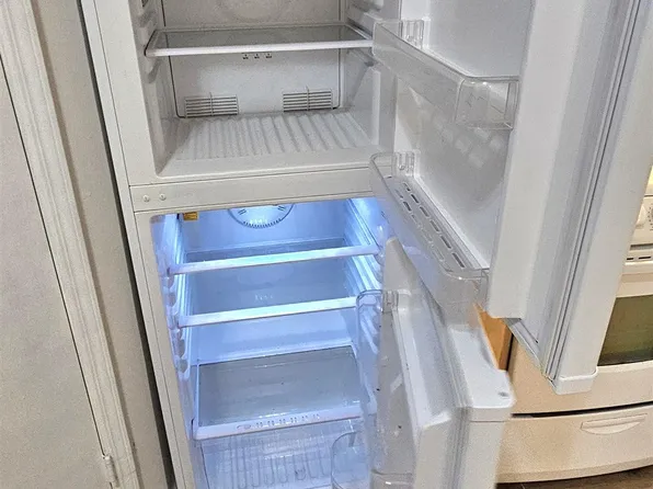 327 Jackson Street image 25 of 47