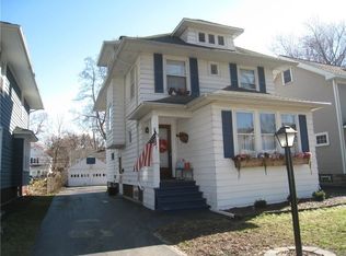 139 Leland Rd, Rochester, NY 14617