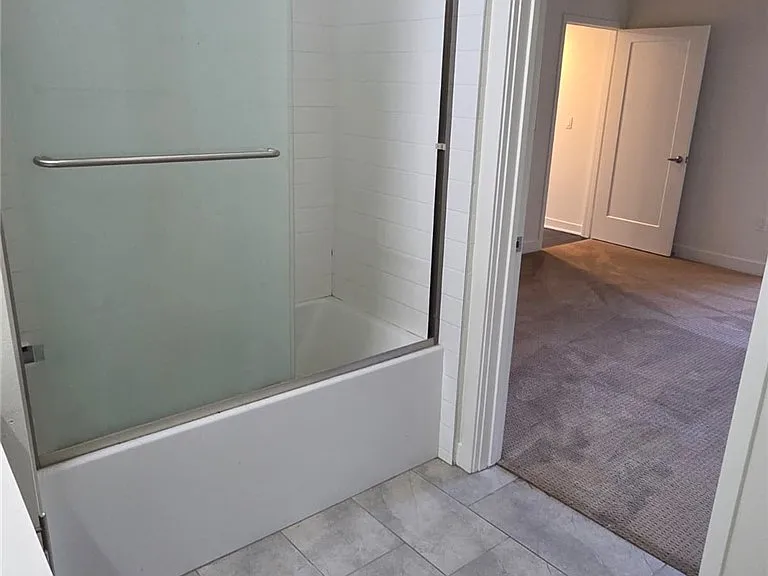 436 S Virgil Ave #405 — Photo 13