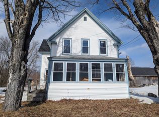 28 1st St, Milo, ME 04463