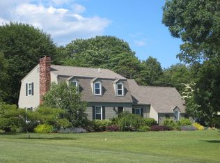 166 Fairwood Dr, Tiverton, RI 02878
