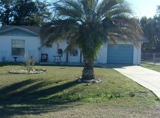 21450 SW Honeysuckle St, Dunnellon, FL 34431