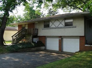 1492 Urban Dr, Columbus, OH 43229