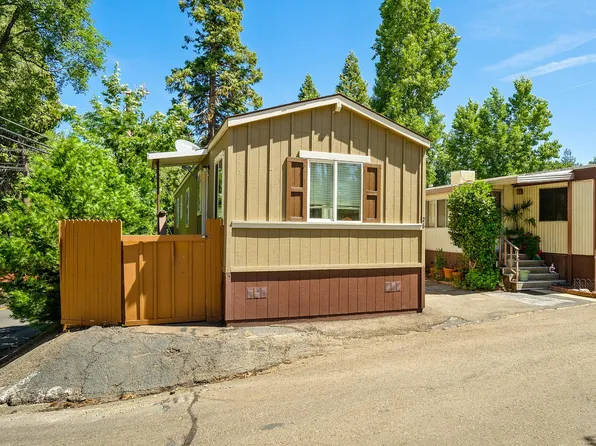 2933 Forebay Rd Space 28, Pollock Pines, CA 95726