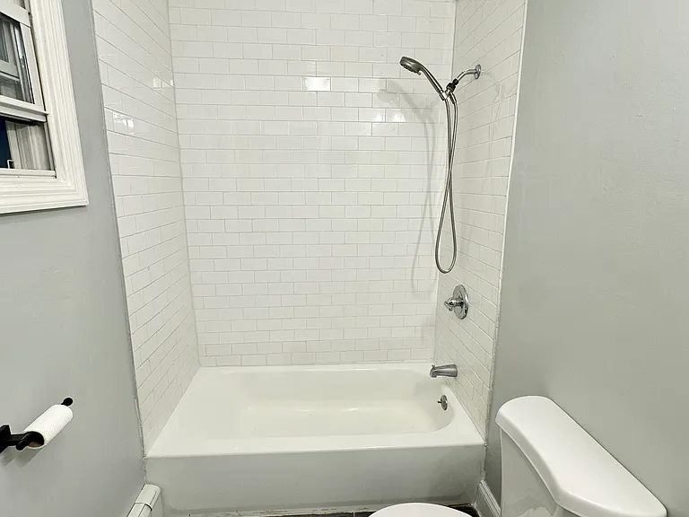 8 William St #1L — Photo 10