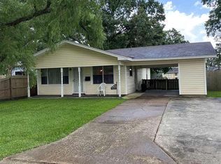717 Gulf Ave, Port Neches, TX 77651