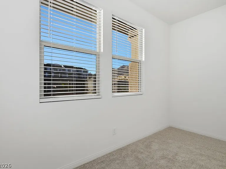115 Cinder Cone Ln — Photo 15