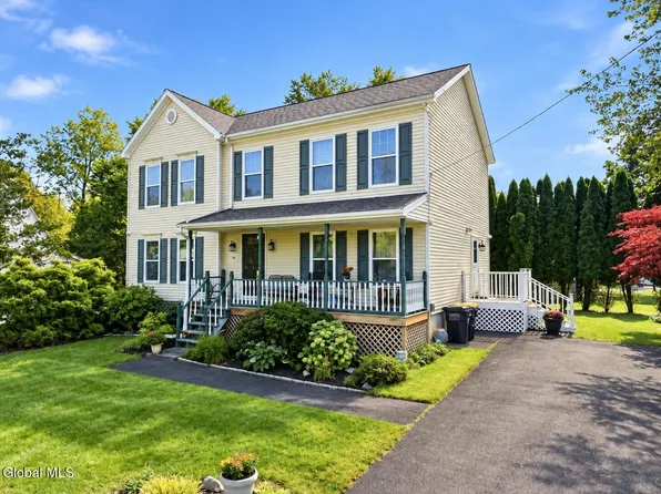 44 Cordell Road, Colonie, NY 12304