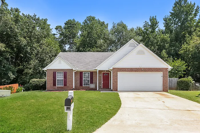 3 bed, 2.0 bath, 1260 sqft, $1,845 — Photo 1