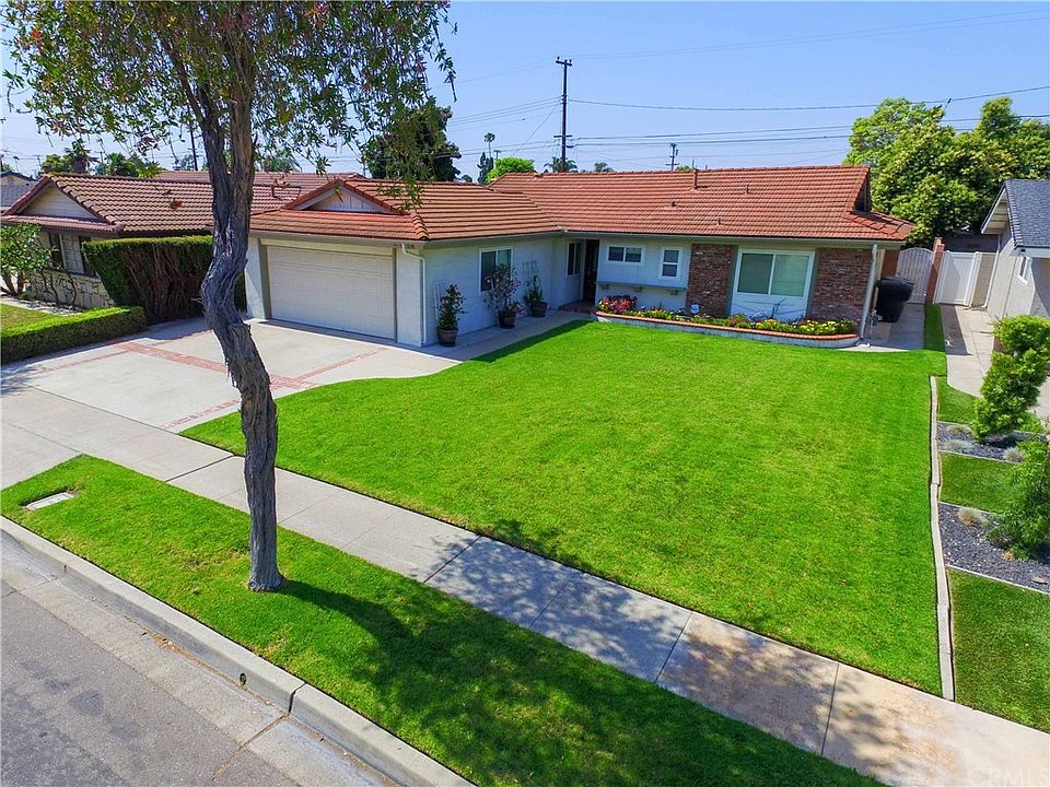 1st image of 6651 Lenore Ave
