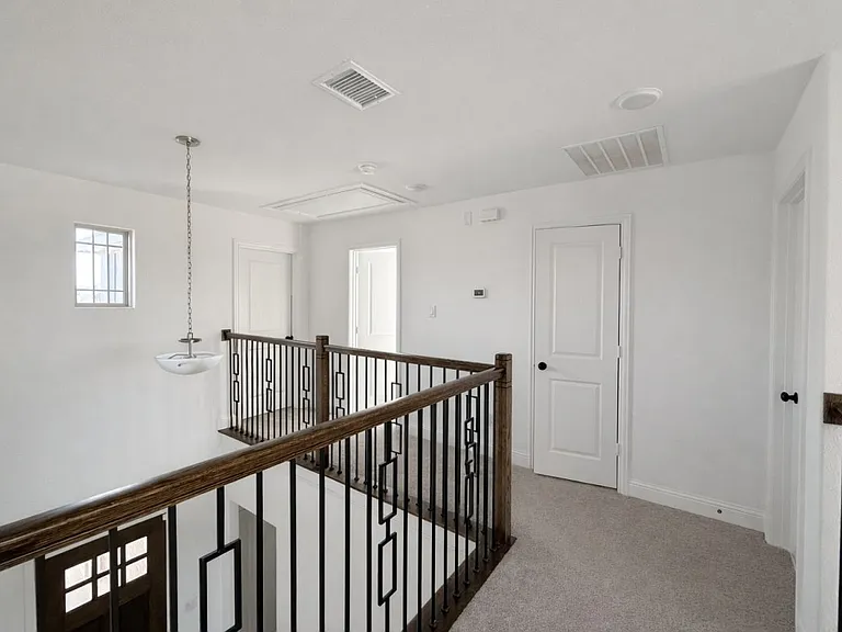 10201 Fulgham Dr — Photo 7