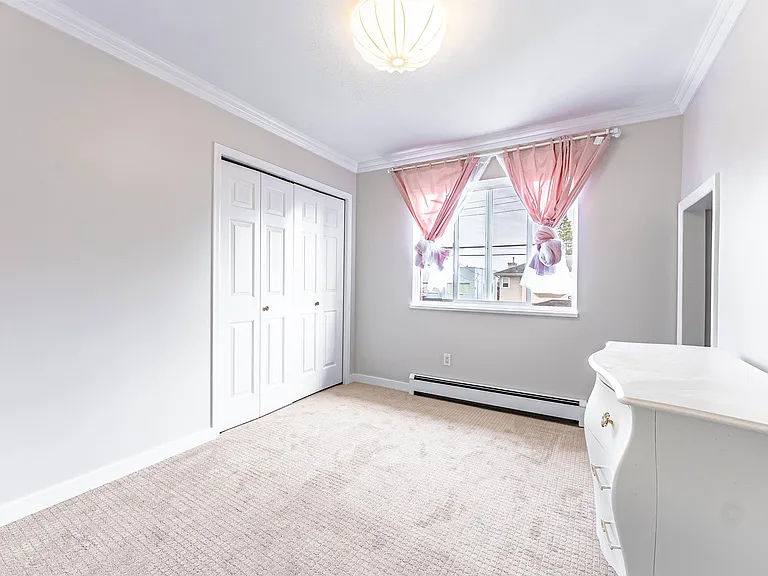 7776 Osler St — Photo 15