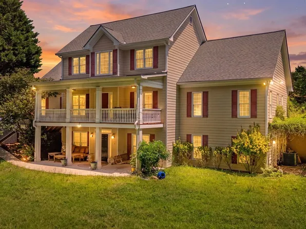 1031 Riverside Rd, Sugar Hill, GA 30518