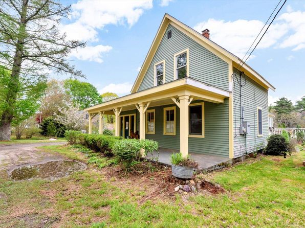 137 Plymouth Street, Carver, MA 02330