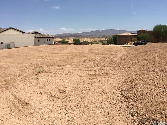 3rd image of 1714 E Tradition Ln