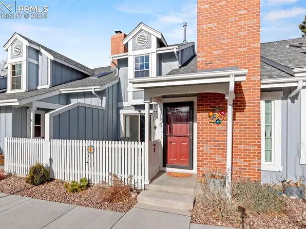 2630 Hatch Cir, Colorado Springs, CO 80918