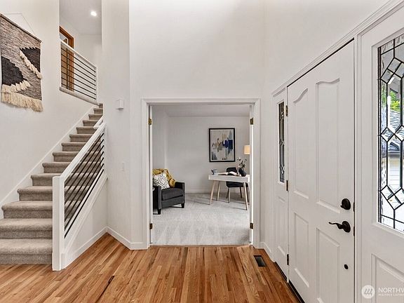 4th image of 11715 SE 61st Place