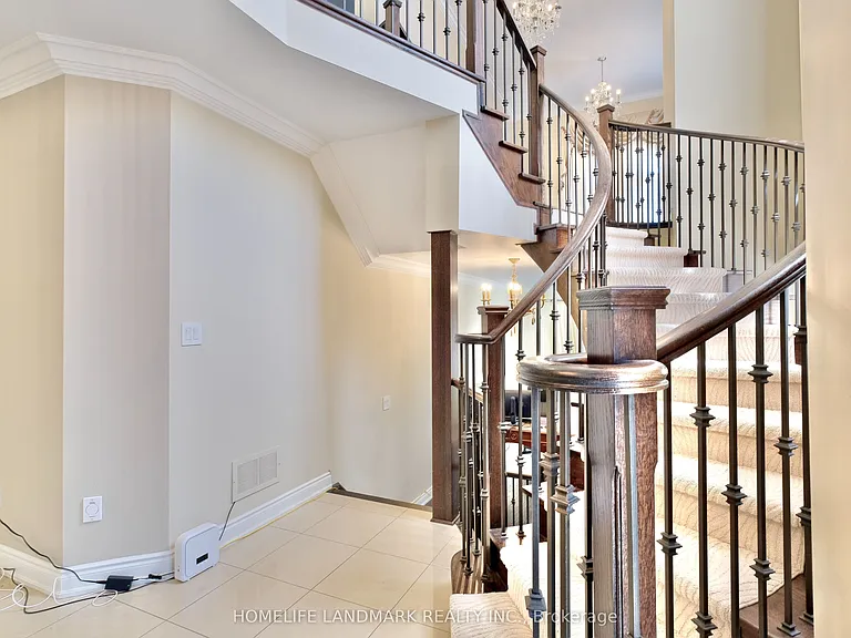 2 Drake St — Photo 5