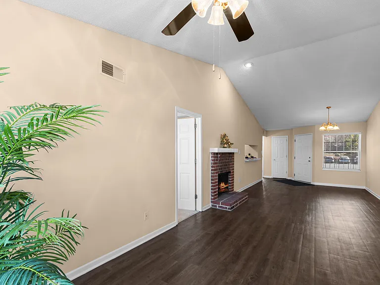 Willowbend — Photo 129