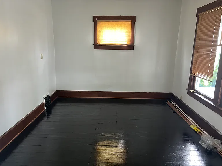 1230 Hoover Pl NW — Photo 8