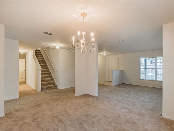 4th image of 368 Sky Valley St