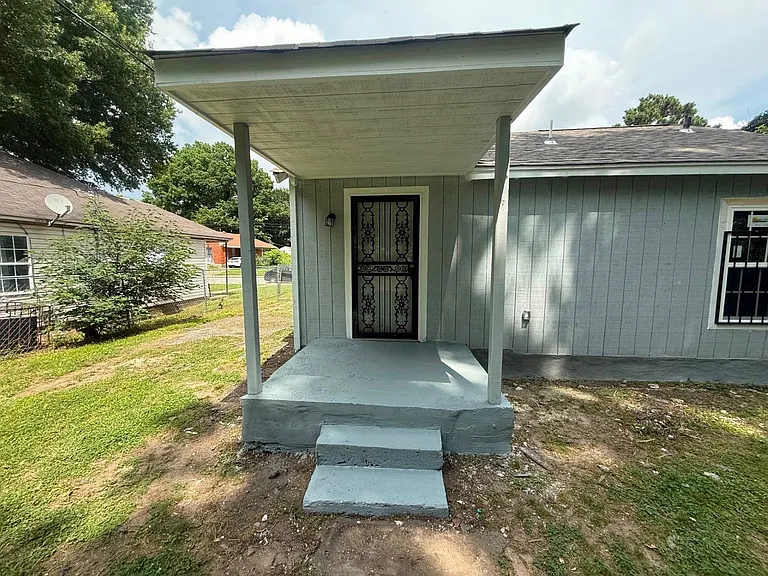 1507 Hamilton St — Photo 4