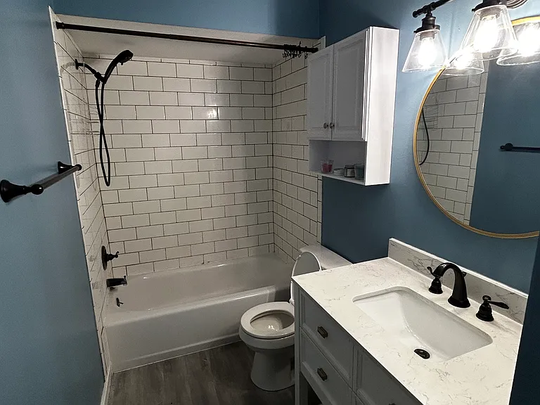 715 2nd Ave NE #B — Photo 2