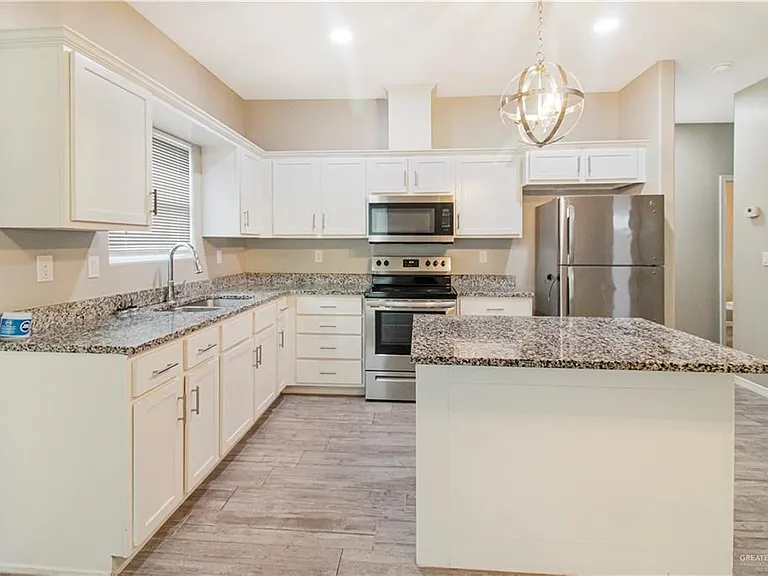 1809 Stauffer St #4 — Photo 3