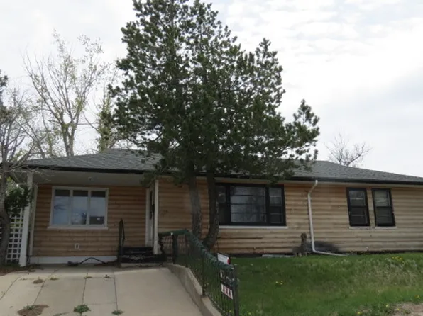 211 3rd Ave SE, Cut Bank, MT 59427