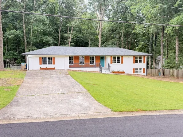 5698 Crestwood Dr, Stone Mountain, GA 30087