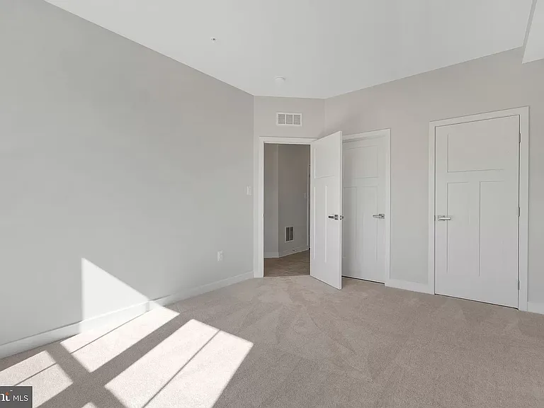 6030 Stoneroller St — Photo 14