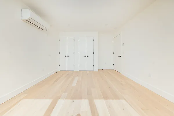 Rented by Compass | media 5