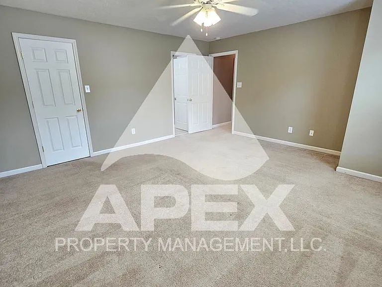 10808 Topview Ln — Photo 12