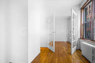 Rented by NY Casa Group