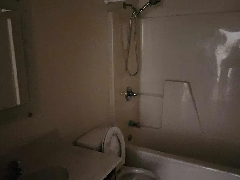Unit Photo