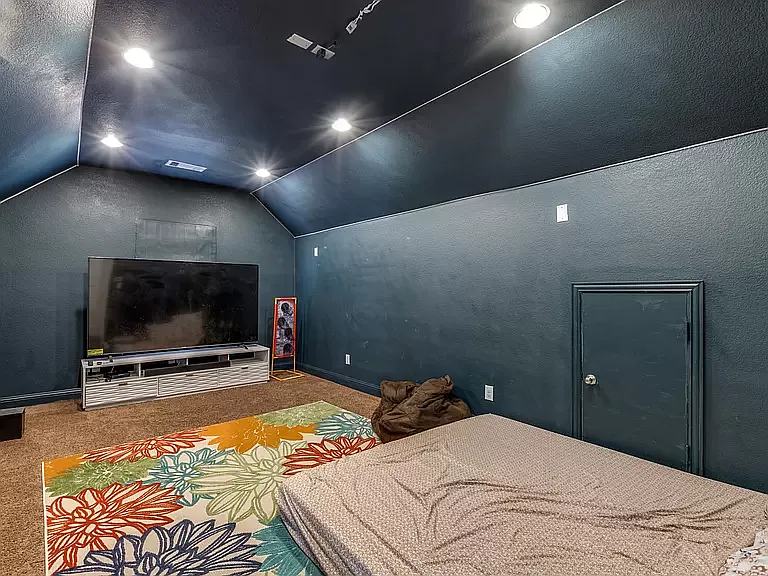 8609 McCutchins Dr — Photo 21