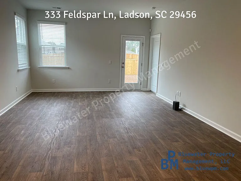 333 Feldspar Ln — Photo 6