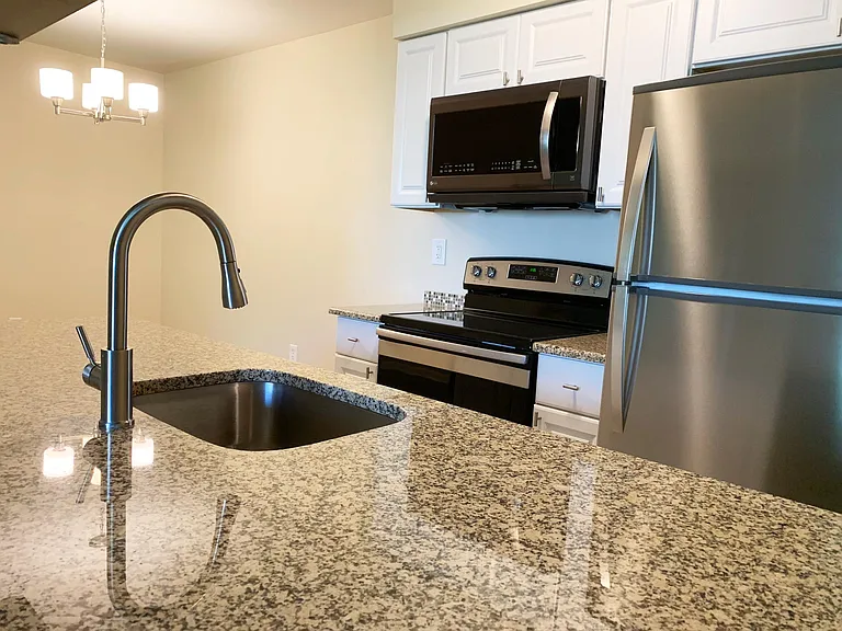 27 Steeplechase Ct — Photo 11