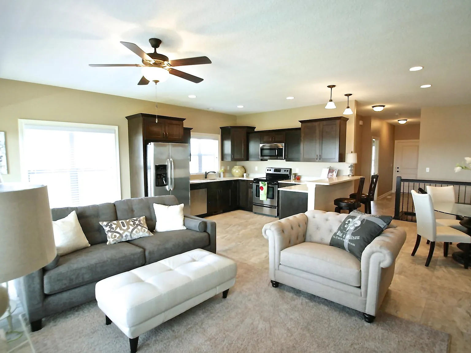 Centennial Pointe West — Photo 2