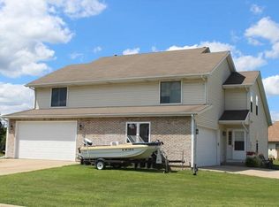518 N 6th St #A & B, Waterford, WI 53185