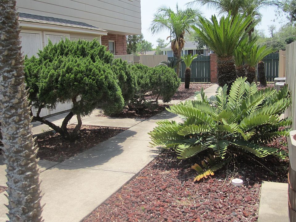 2nd image of 201 S Arroyo Blvd APT D2