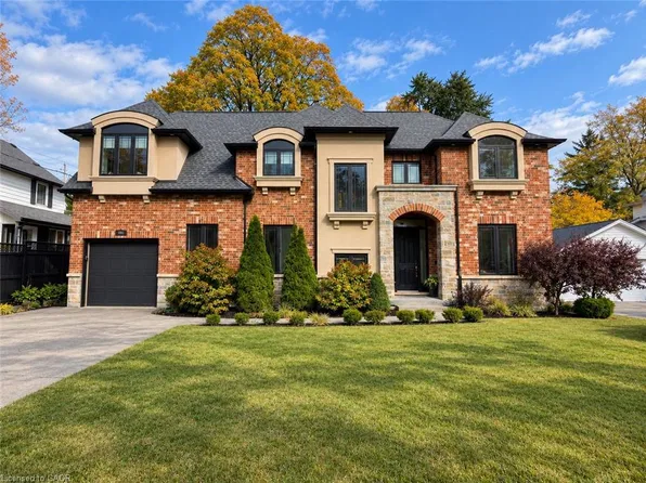 991 Glenwood Ave, Burlington, ON L7T 2K1
