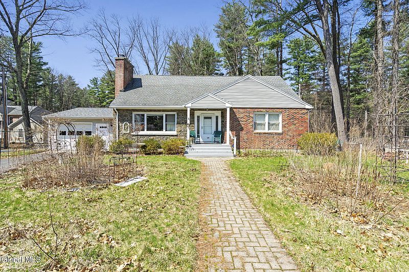 3rd image of 49B Fletcher Road