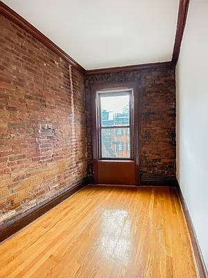 Rented by City Connections Realty | media 60