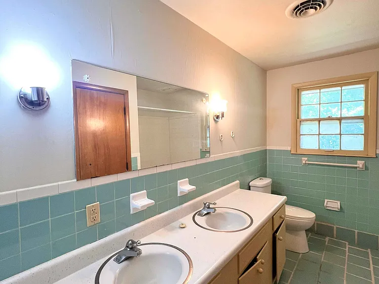 2504 Quail Dr #A — Photo 8